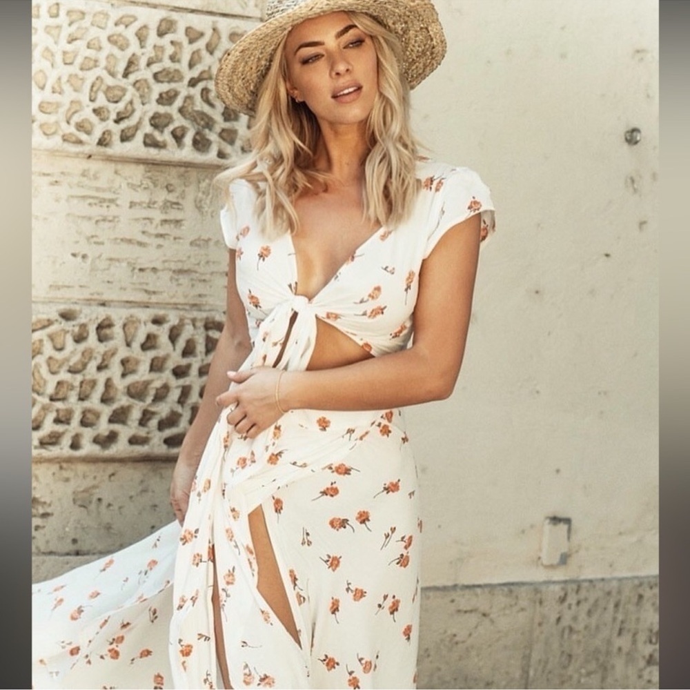 NWT Flynn Skye Revolve All Wrapped Up Maxi Dress in Optics Bloom
